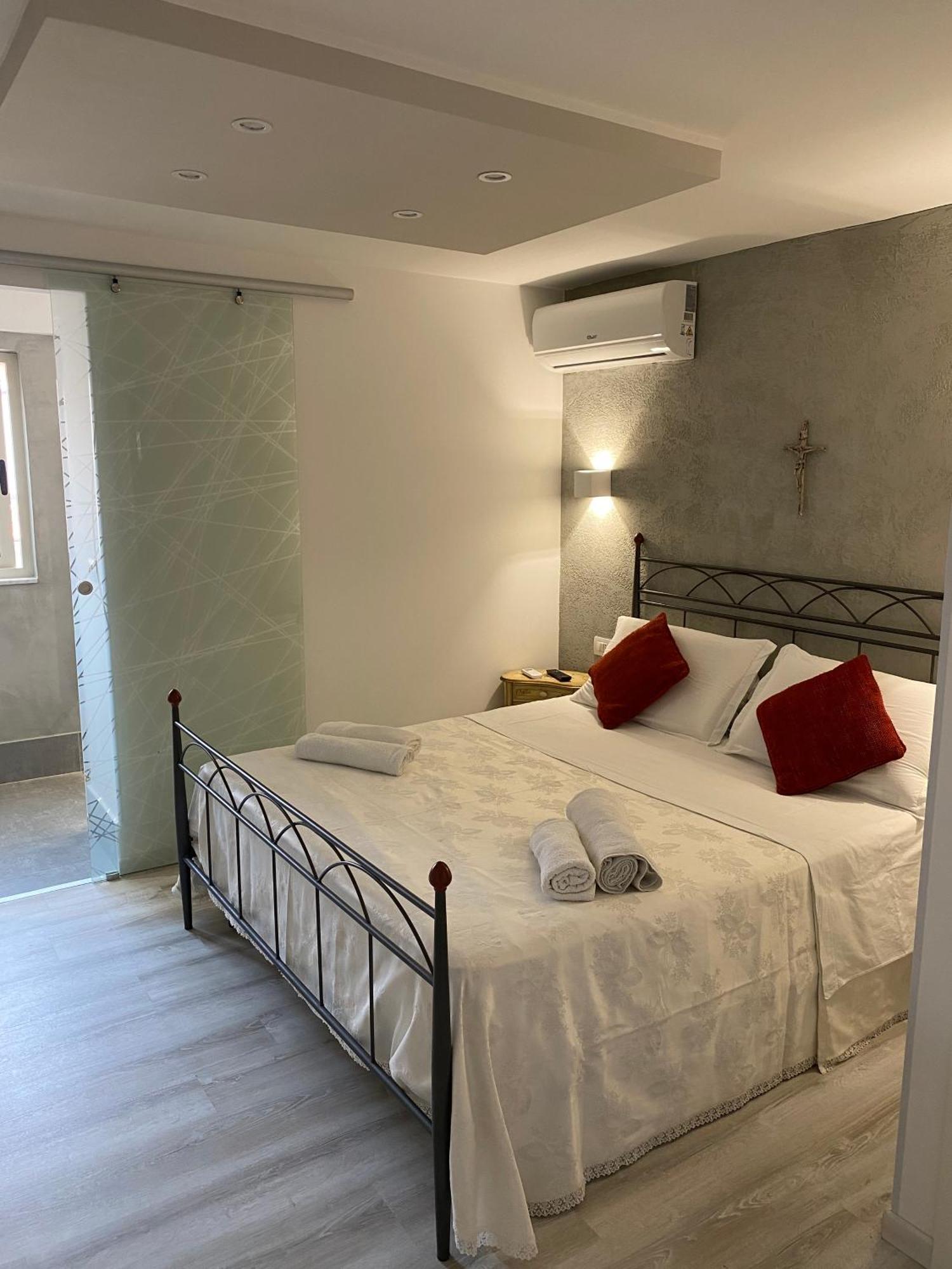 카타니아 Royal House B&B 외부 사진