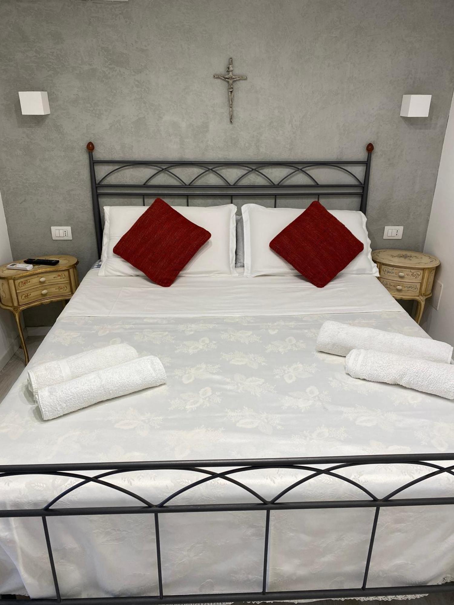 카타니아 Royal House B&B 외부 사진