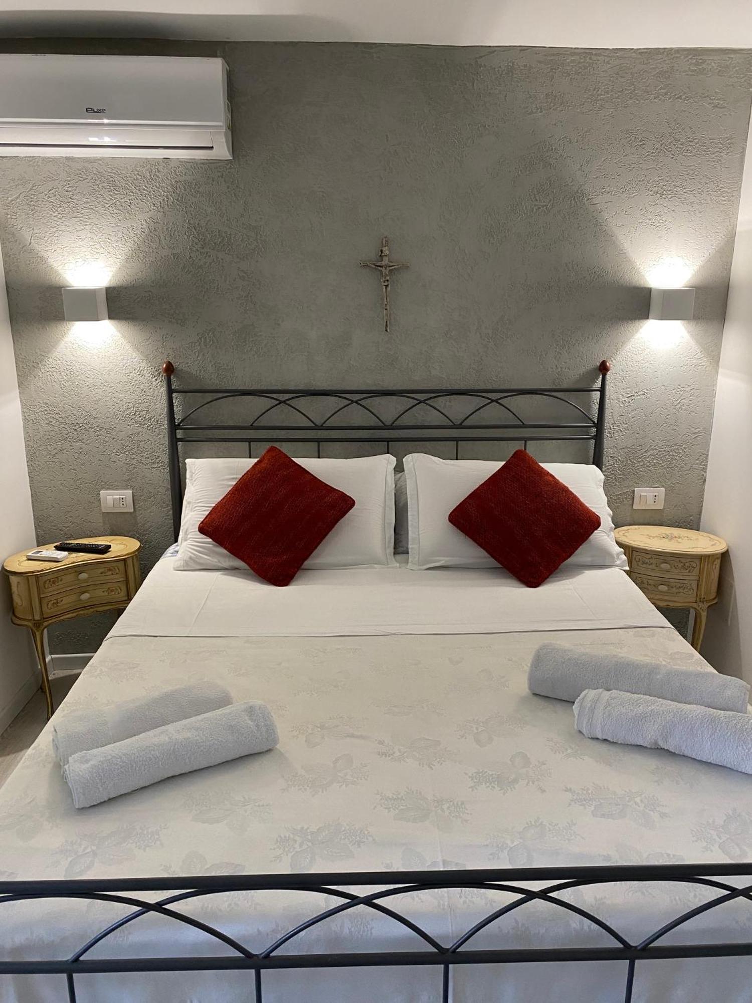 카타니아 Royal House B&B 외부 사진